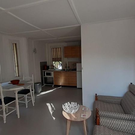 Motivi Cottage Aziz Konstantin ve Elena Dış mekan fotoğraf